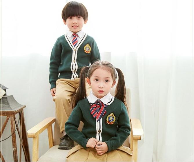 定制校服.jpg